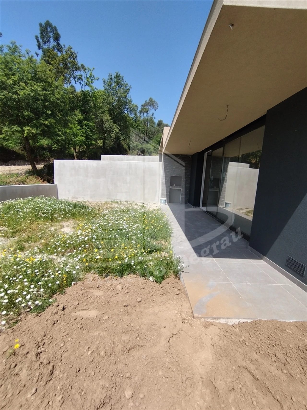 Moradia T3 para Venda em Lanhoso Foto 20