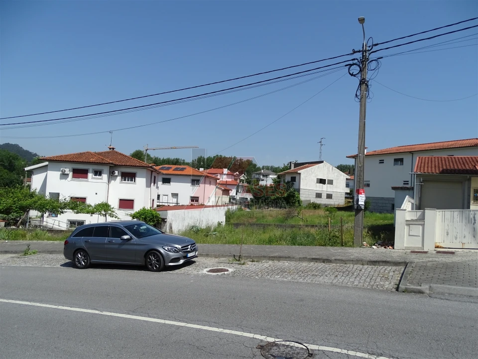 Terreno para Venda em Arões (Santa Cristina) Foto 3