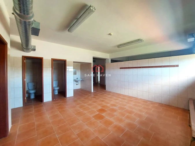 Moradia T0 para Venda em Vila Nova de Tazem Foto 19