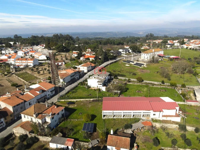 Moradia T0 para Venda em Vila Nova de Tazem Foto 24