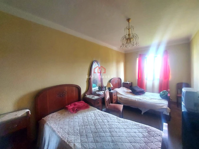 Moradia T0 para Venda em Vila Nova de Tazem Foto 7