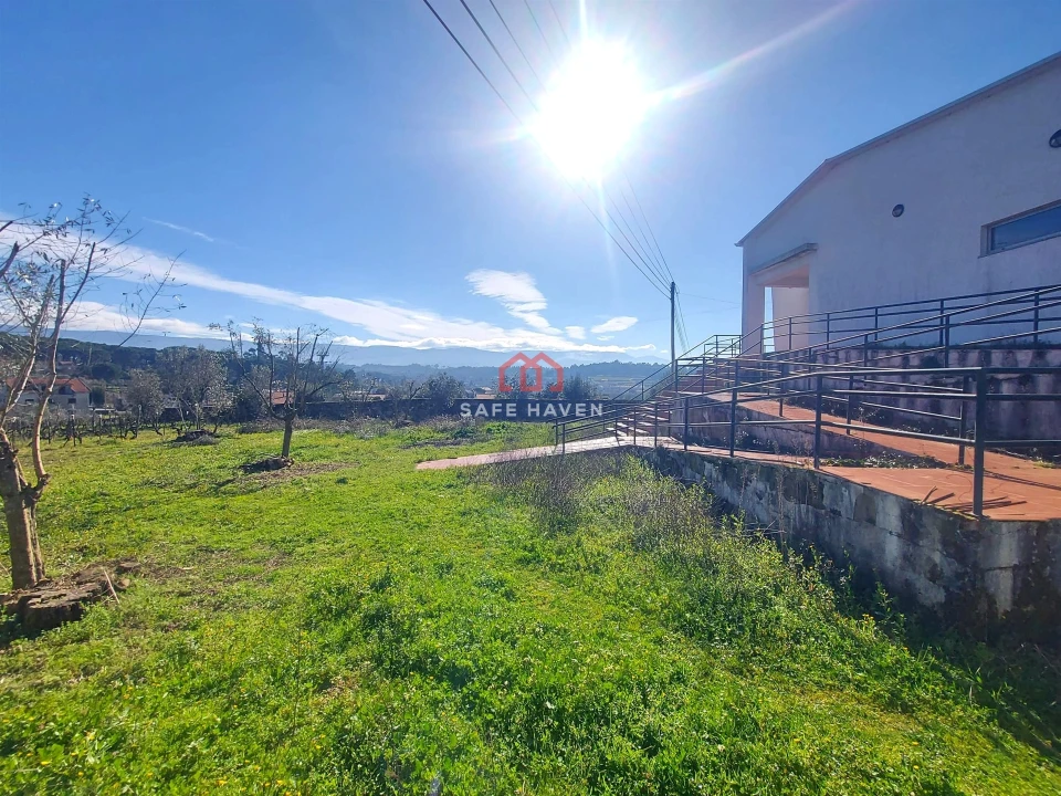 Moradia T0 para Venda em Vila Nova de Tazem Foto 22