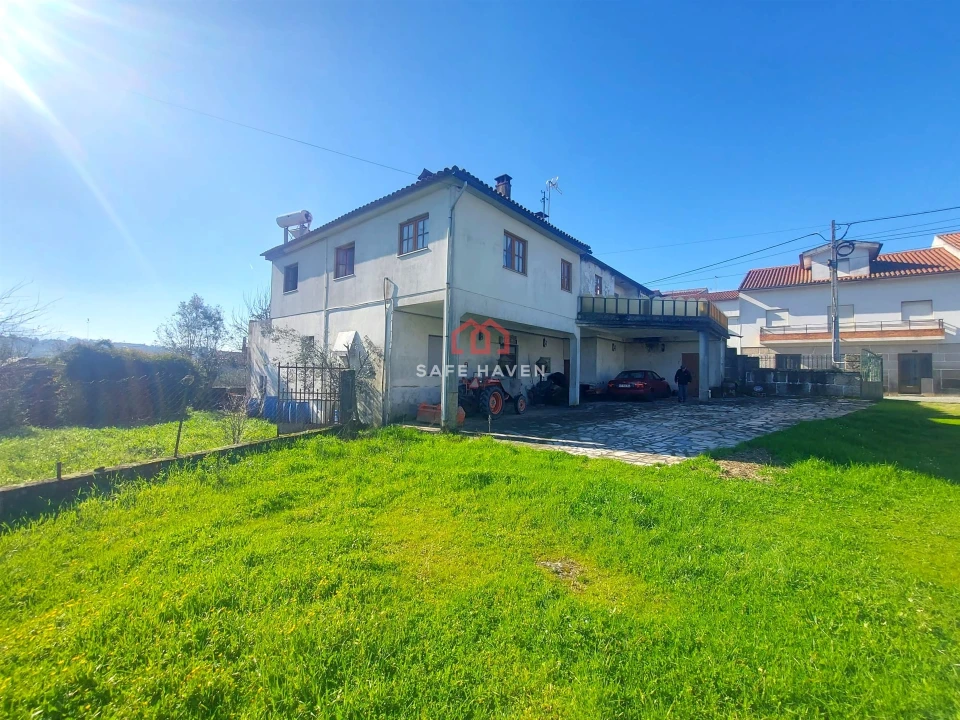 Moradia T0 para Venda em Vila Nova de Tazem Foto 4