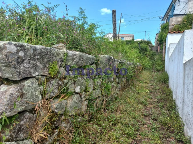 Terreno para Venda em Escariz Foto 2