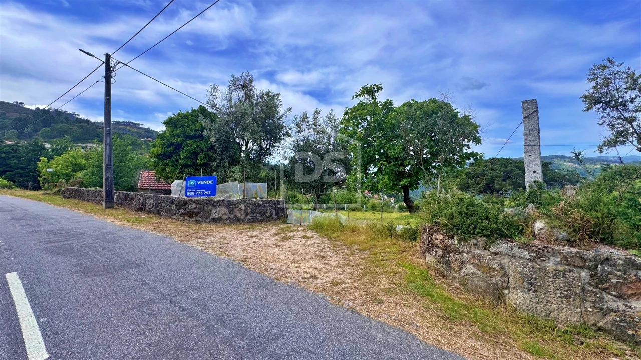 Terreno para Venda em Penhalonga e Paços de Gaiolo Foto 12
