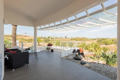 Moradia T3 para Venda em Mexilhoeira Grande