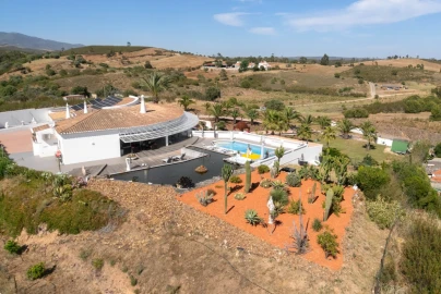 Moradia T3 para Venda em Mexilhoeira Grande
