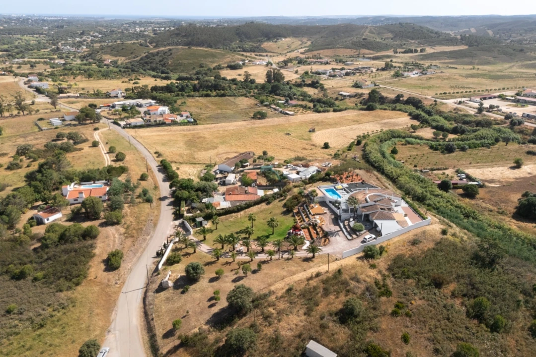 Moradia T3 para Venda em Mexilhoeira Grande Foto 54