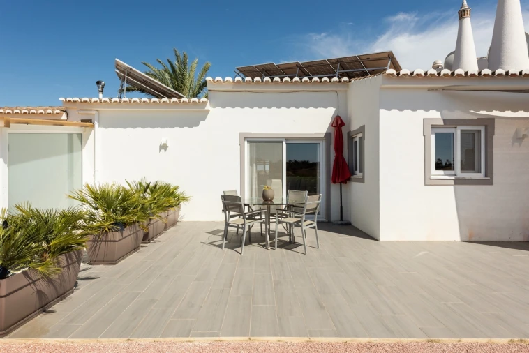 Moradia T3 para Venda em Mexilhoeira Grande Foto 40