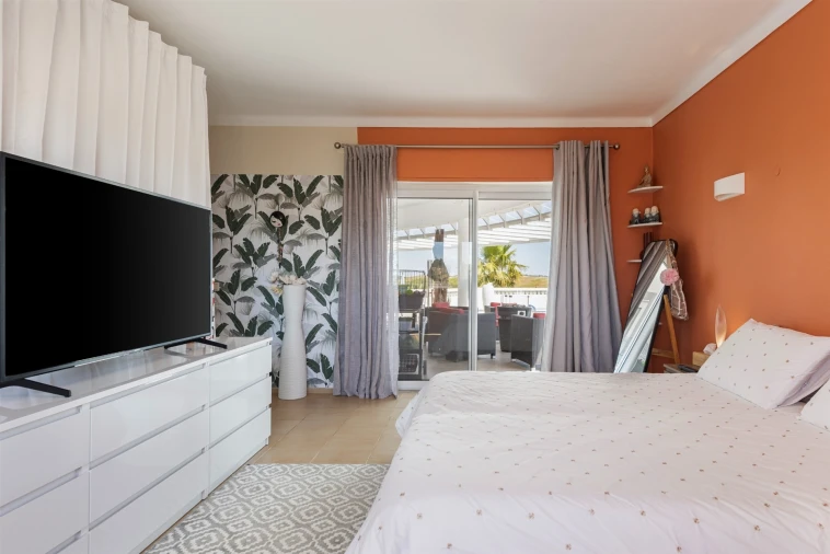 Moradia T3 para Venda em Mexilhoeira Grande Foto 22