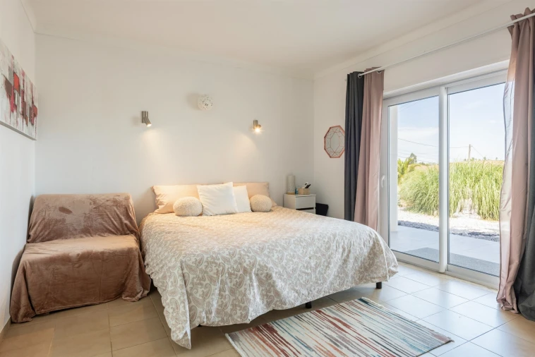 Moradia T3 para Venda em Mexilhoeira Grande Foto 26