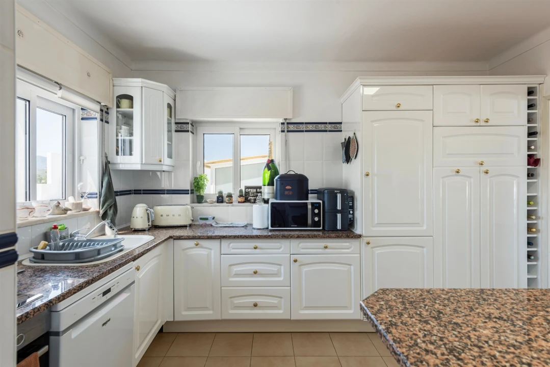 Moradia T3 para Venda em Mexilhoeira Grande Foto 18