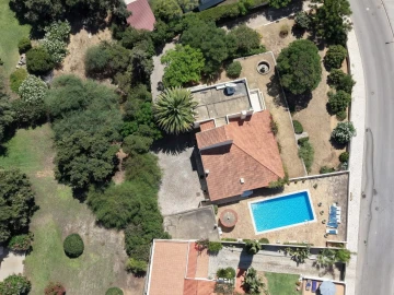 Moradia T5 para Venda em Albufeira e Olhos de Água