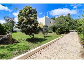 Moradia T5 para Venda em Albufeira e Olhos de Água
