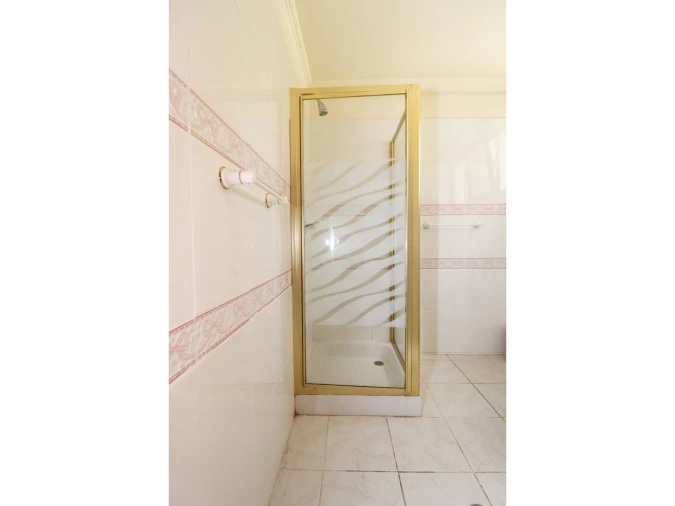 Moradia T5 para Venda em Albufeira e Olhos de Água Foto 54