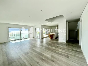 Apartamento T2 para Venda em Corroios