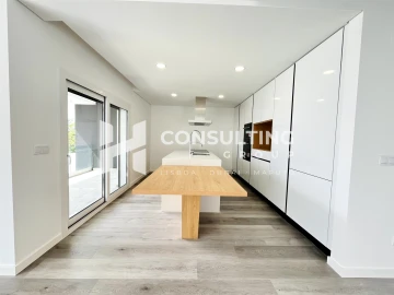 Apartamento T2 para Venda em Corroios
