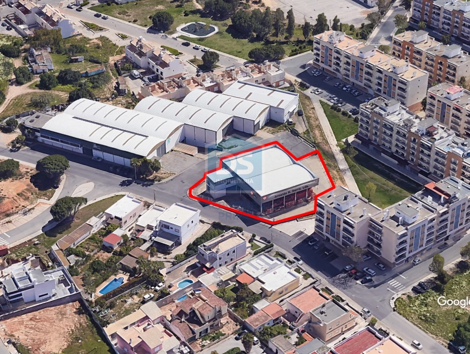 Armazém para Venda em Olhão Foto 11