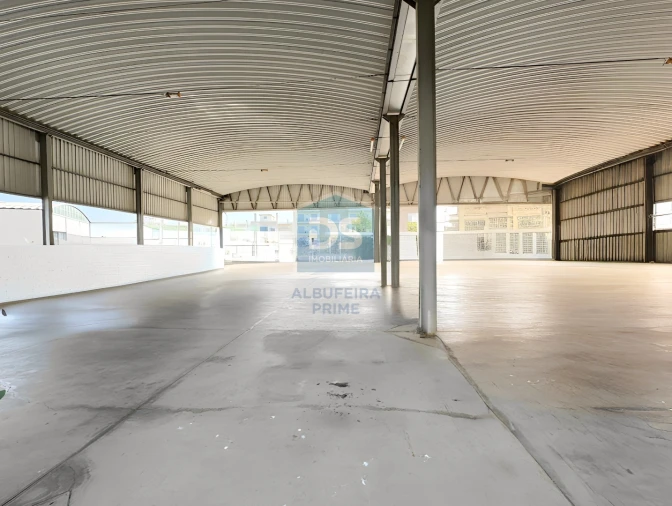 Armazém para Venda em Olhão Foto 9