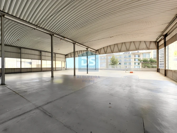 Armazém para Venda em Olhão Foto 7