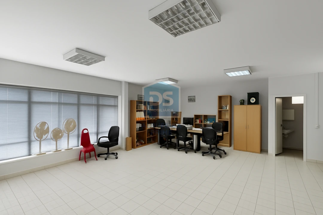 Armazém para Venda em Olhão Foto 31