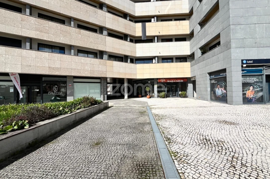 Negócio para Venda em Viseu Foto 2
