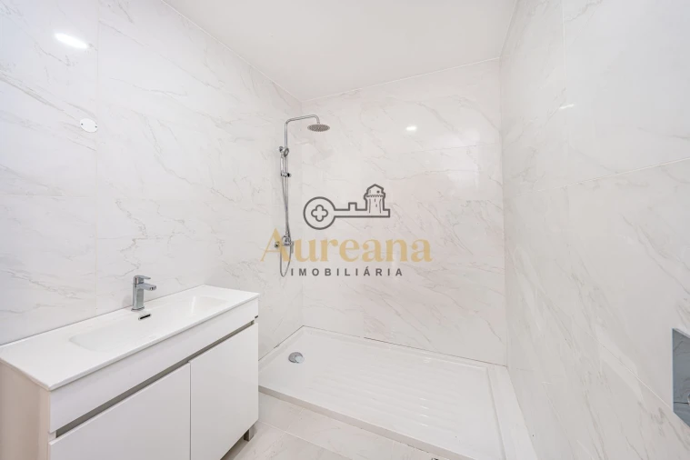 Apartamento T2 para Venda em Nossa Senhora da Piedade Foto 17