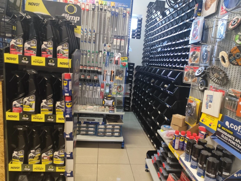 Loja para Trespasse em Oliveira do Bairro Foto 12