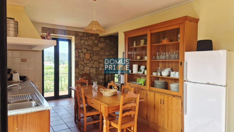 Moradia T5 para Venda em Forjães Foto 16