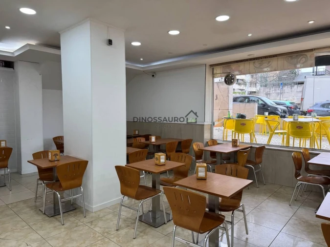 Loja para Trespasse em Lumiar Foto 2