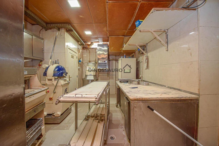 Loja para Trespasse em Lumiar Foto 18