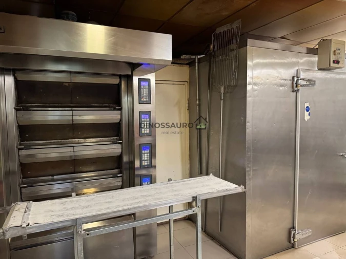 Loja para Trespasse em Lumiar Foto 16