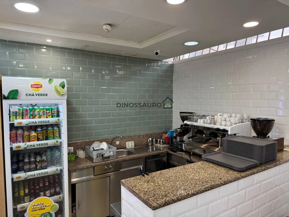 Loja para Trespasse em Lumiar Foto 7