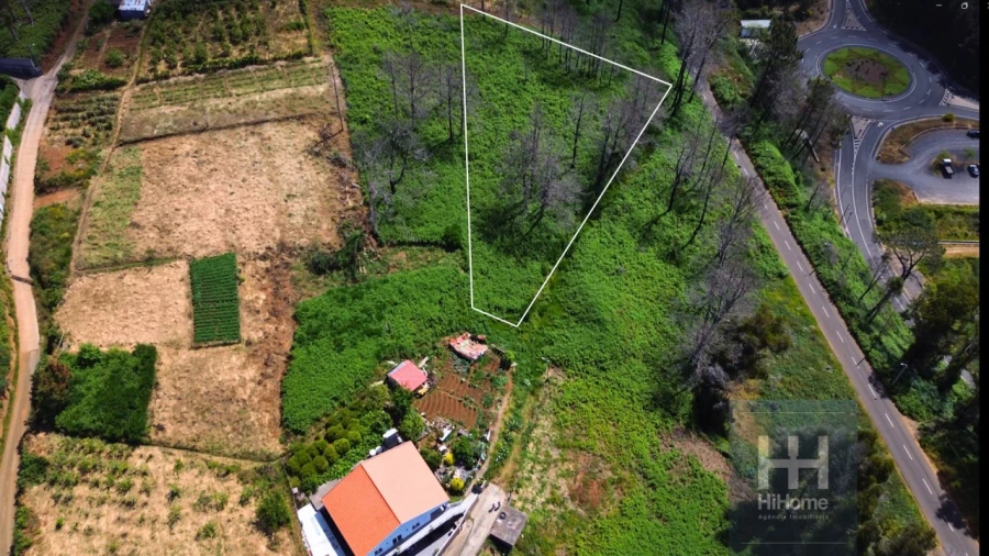 Terreno para Venda em Fajã da Ovelha Foto 7