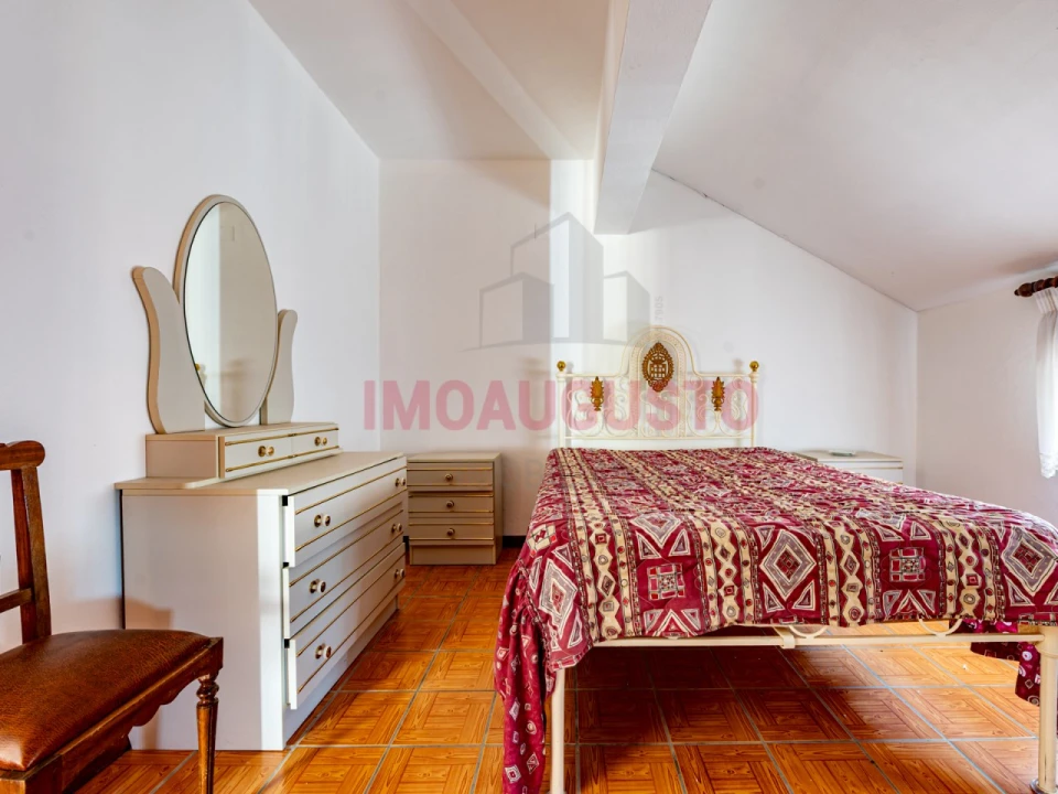 Moradia T5 para Venda em Sazes da Beira Foto 19