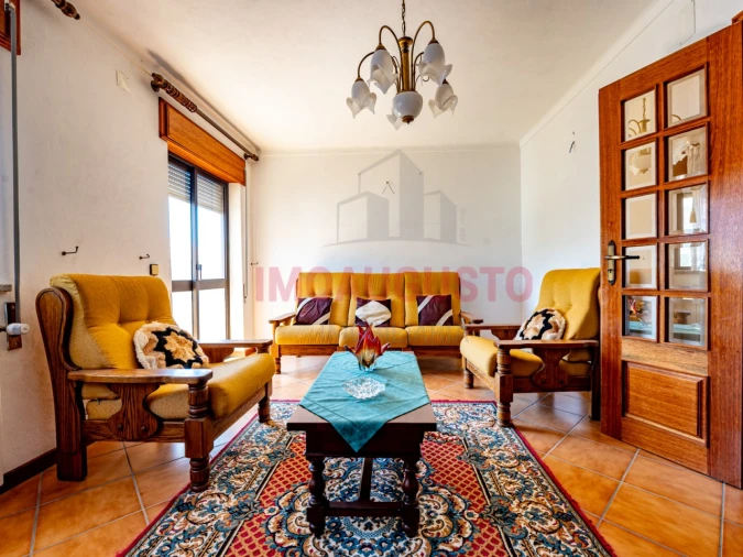 Moradia T5 para Venda em Sazes da Beira Foto 10