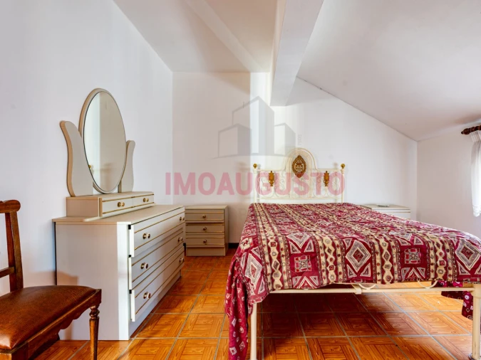 Moradia T5 para Venda em Sazes da Beira Foto 19