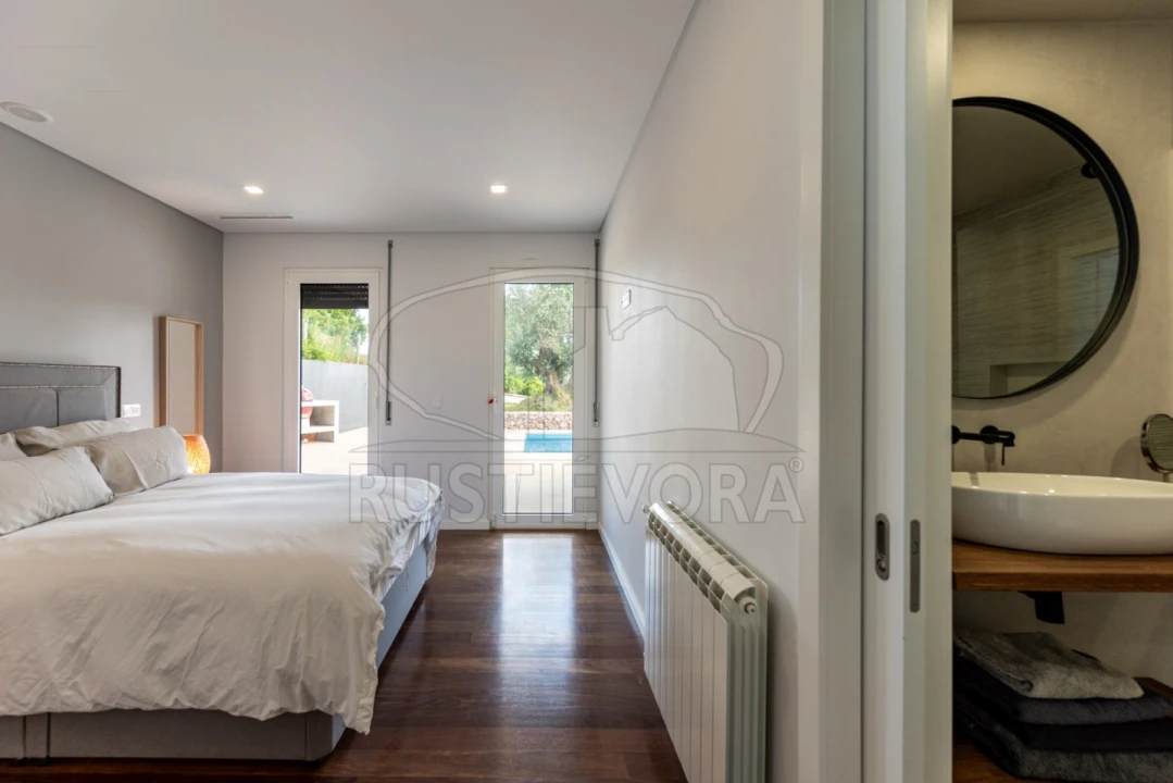 Quinta T6 para Venda em Nossa Senhora da Vila, Nossa Senhora do Bispo e Silveiras Foto 79