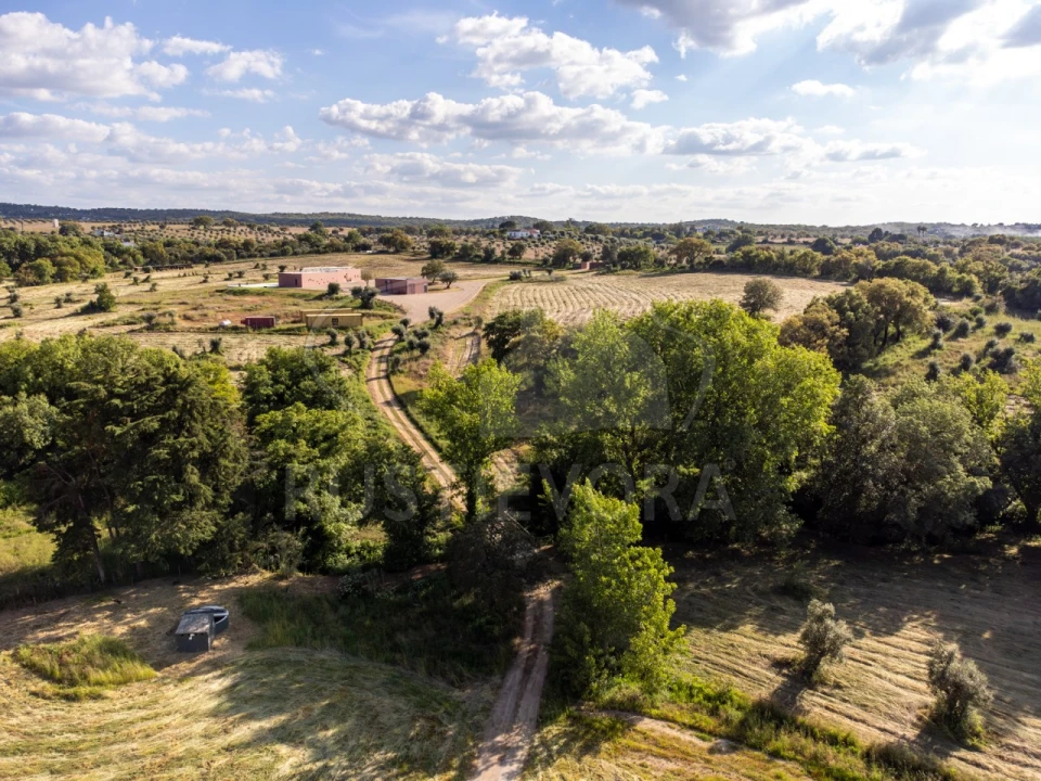 Quinta T6 para Venda em Nossa Senhora da Vila, Nossa Senhora do Bispo e Silveiras Foto 91