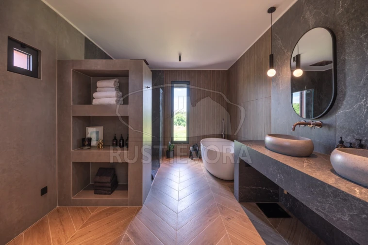 Quinta T6 para Venda em Nossa Senhora da Vila, Nossa Senhora do Bispo e Silveiras Foto 45