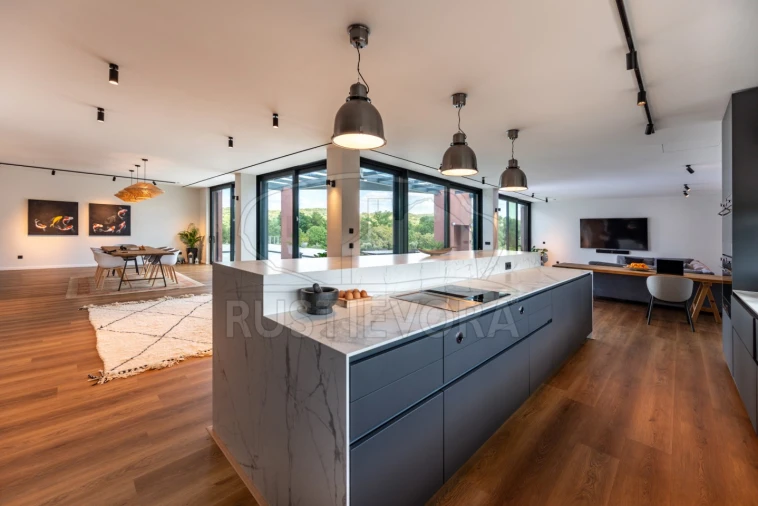 Quinta T6 para Venda em Nossa Senhora da Vila, Nossa Senhora do Bispo e Silveiras Foto 4