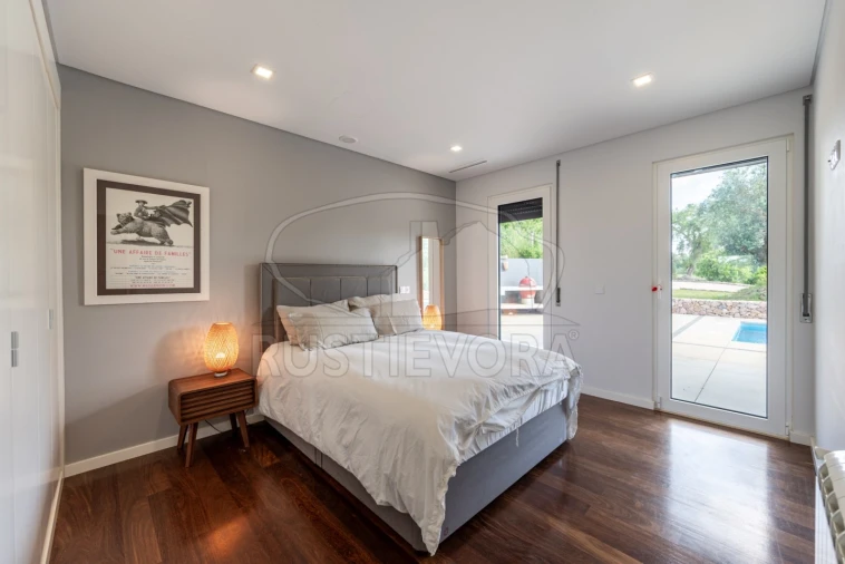 Quinta T6 para Venda em Nossa Senhora da Vila, Nossa Senhora do Bispo e Silveiras Foto 82