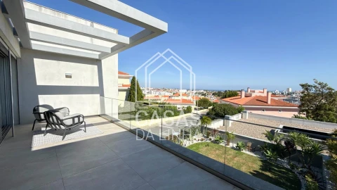 Moradia T4 para Arrendamento em Cascais e Estoril