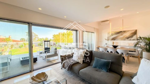 Moradia T4 para Arrendamento em Cascais e Estoril