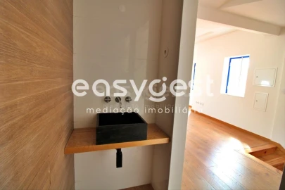 Prédio para Venda em Santa Maria Maior