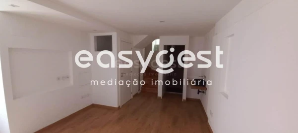 Prédio para Venda em Santa Maria Maior