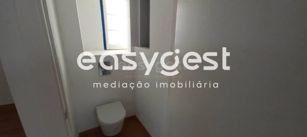 Prédio para Venda em Santa Maria Maior