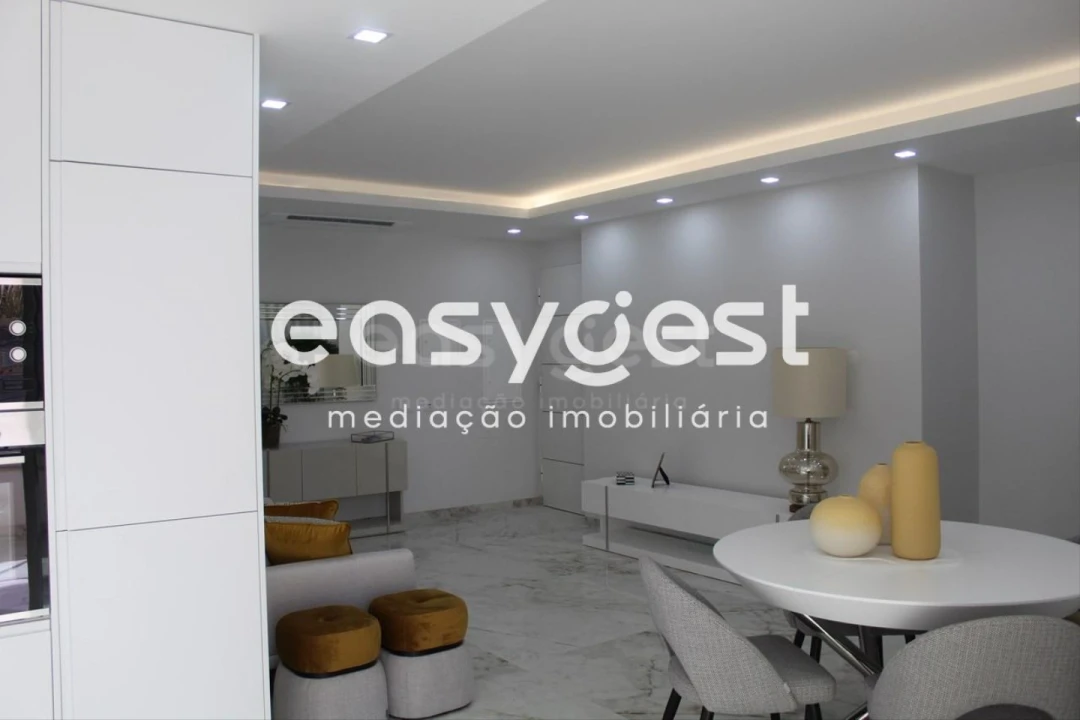 Apartamento T2 para Venda em Lagos (São Sebastião e Santa Maria) Foto 16
