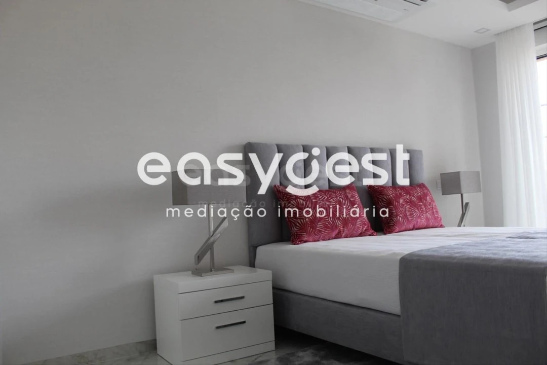 Apartamento T2 para Venda em Lagos (São Sebastião e Santa Maria) Foto 23