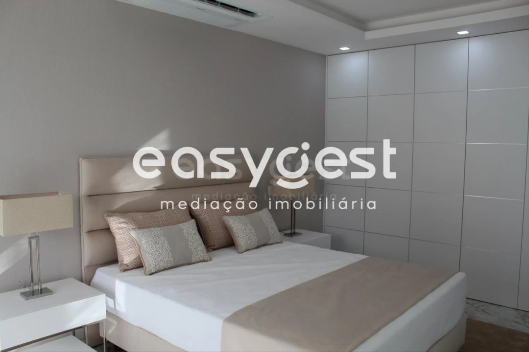 Apartamento T2 para Venda em Lagos (São Sebastião e Santa Maria) Foto 28